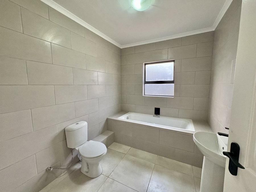 3 Bedroom Property for Sale in Windsor Park Western Cape